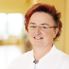 Oberärztin Annika Walter